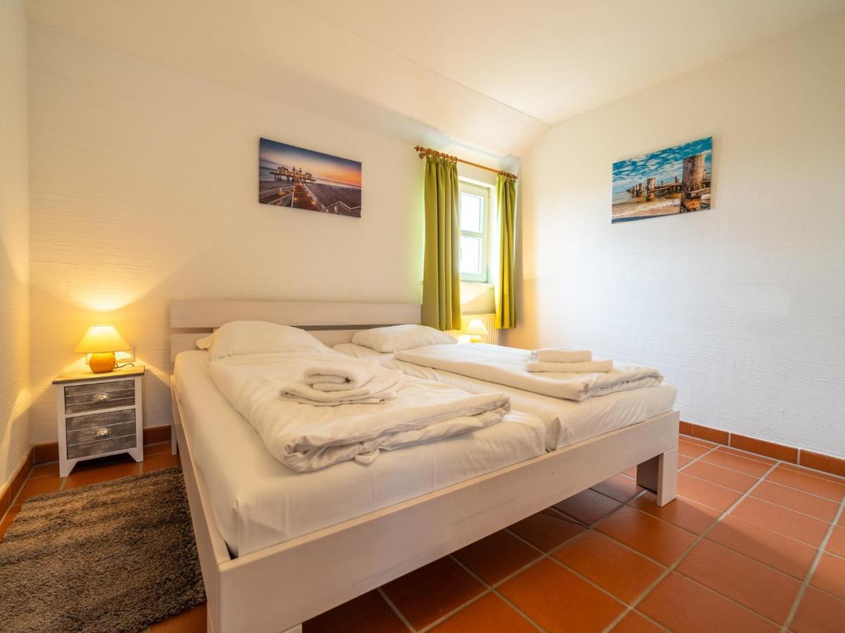 Feriendorf Rugana - Komfort Appartement Mit 2 Schlafzimmern Und Terrasse D03 Dranske Eksteriør bilde